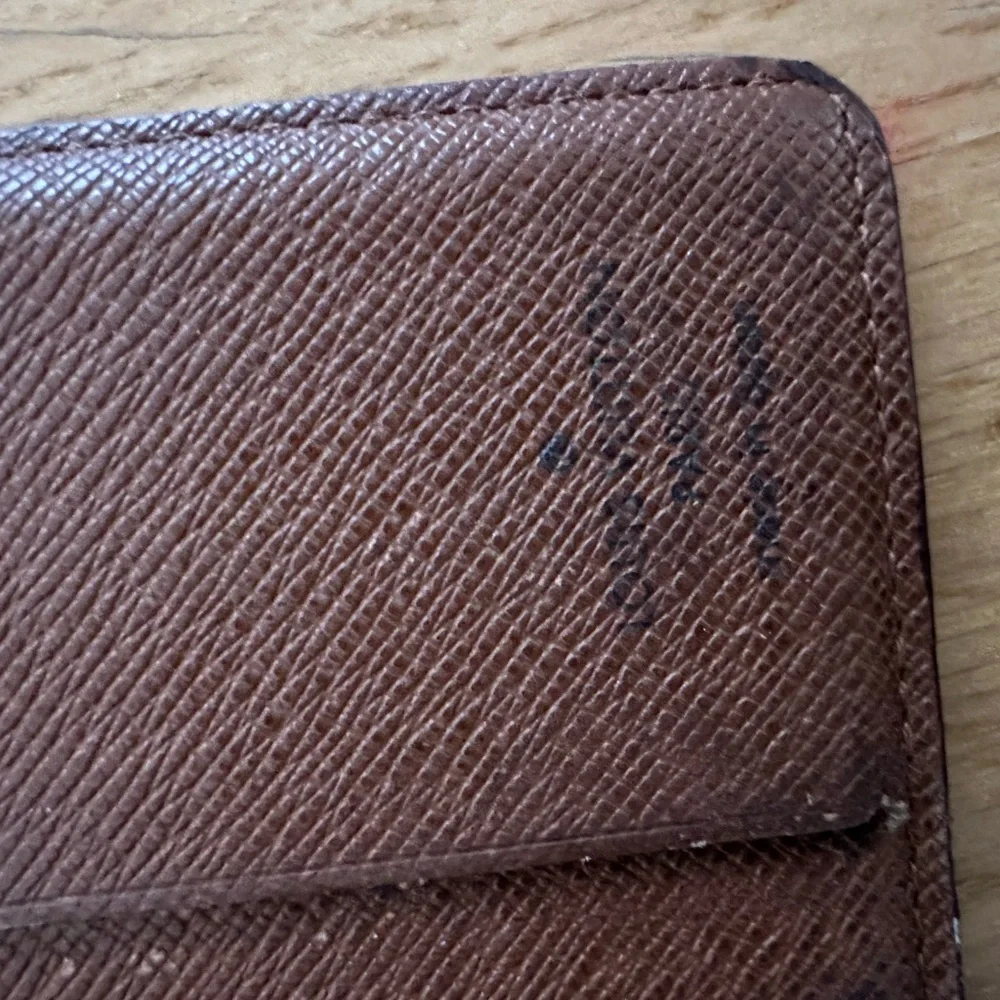 Louis Vuitton Men Wallet - Picture 5 of 13